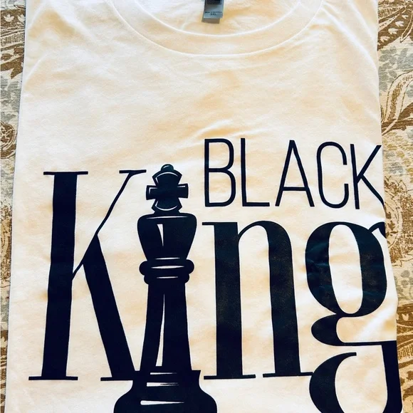 Next Level Apparel White Black King Men's T-Shirt NWOT - Picture 3 of 5